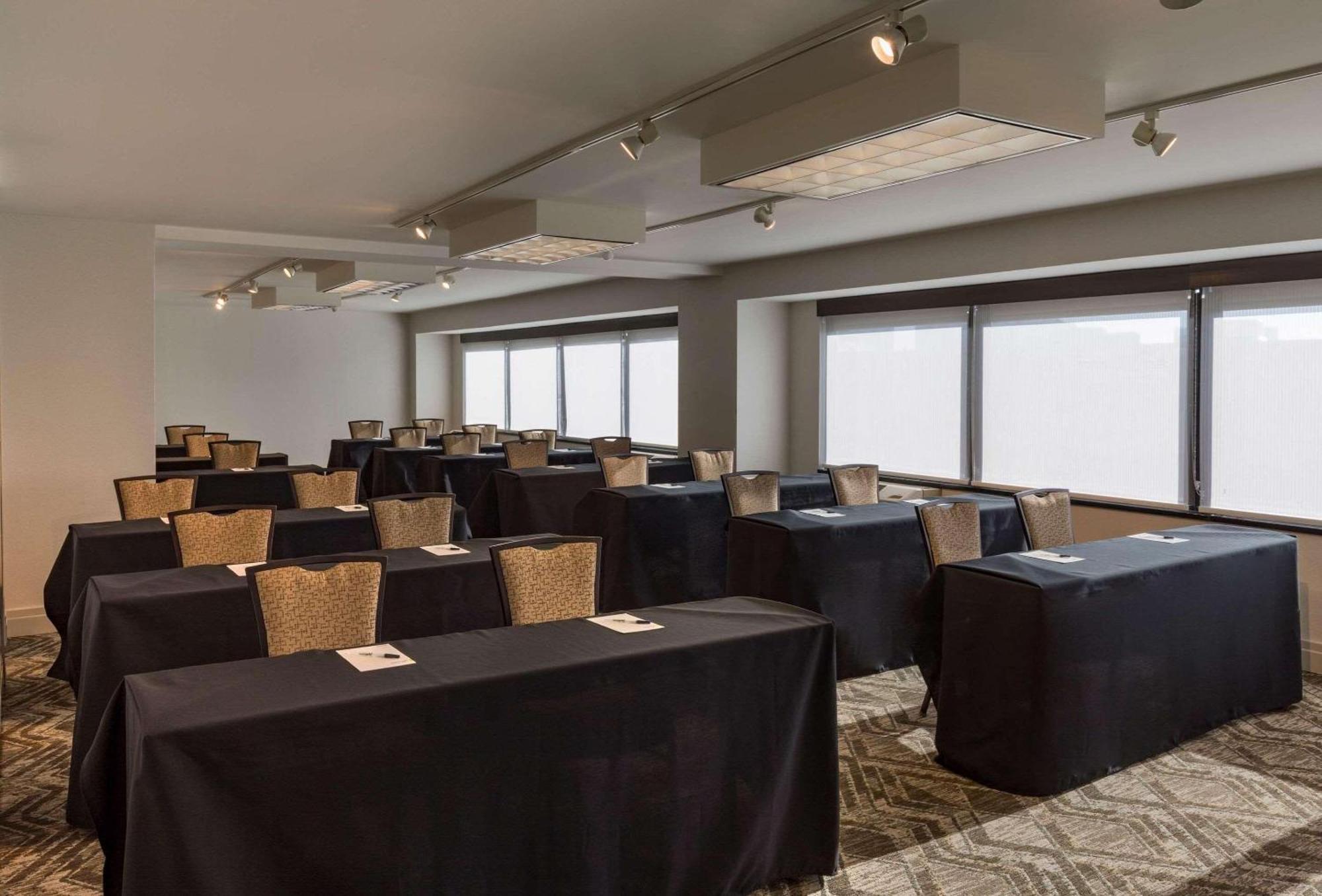 Radisson Hotel Salt Lake City Downtown Bagian luar foto